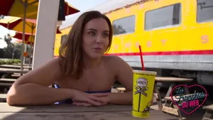 Virginie baise avec Manuel Ferrara - MILF française