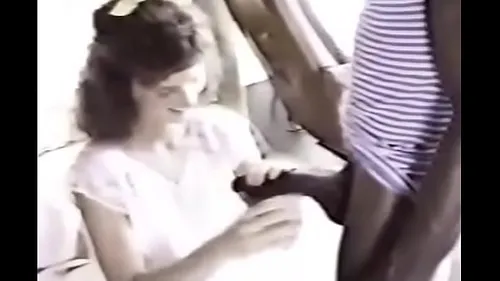MILF mariée baisée par BBC dans camping-car cocu