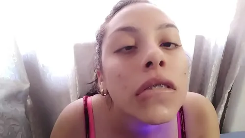 ASMR Sexy - Grimaces Provocantes et Jeux de Séduction