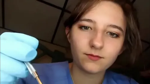 ASMR Dentiste Coquine - Pipe et Chuchotements Cochons
